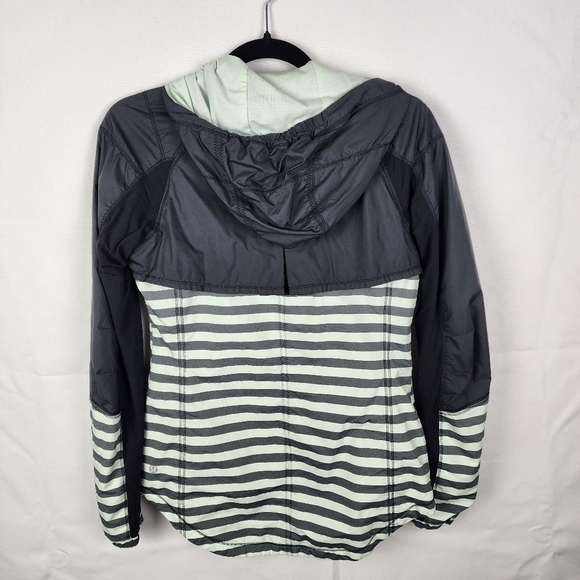 LULULEMON 'GET UP AND GLOW' JACKET SIZE 4 Running Workout Athletic Sporty - Picture 4 of 10